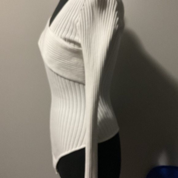 Hera collection White Ribbed Women's Top - Picture 3 of 7